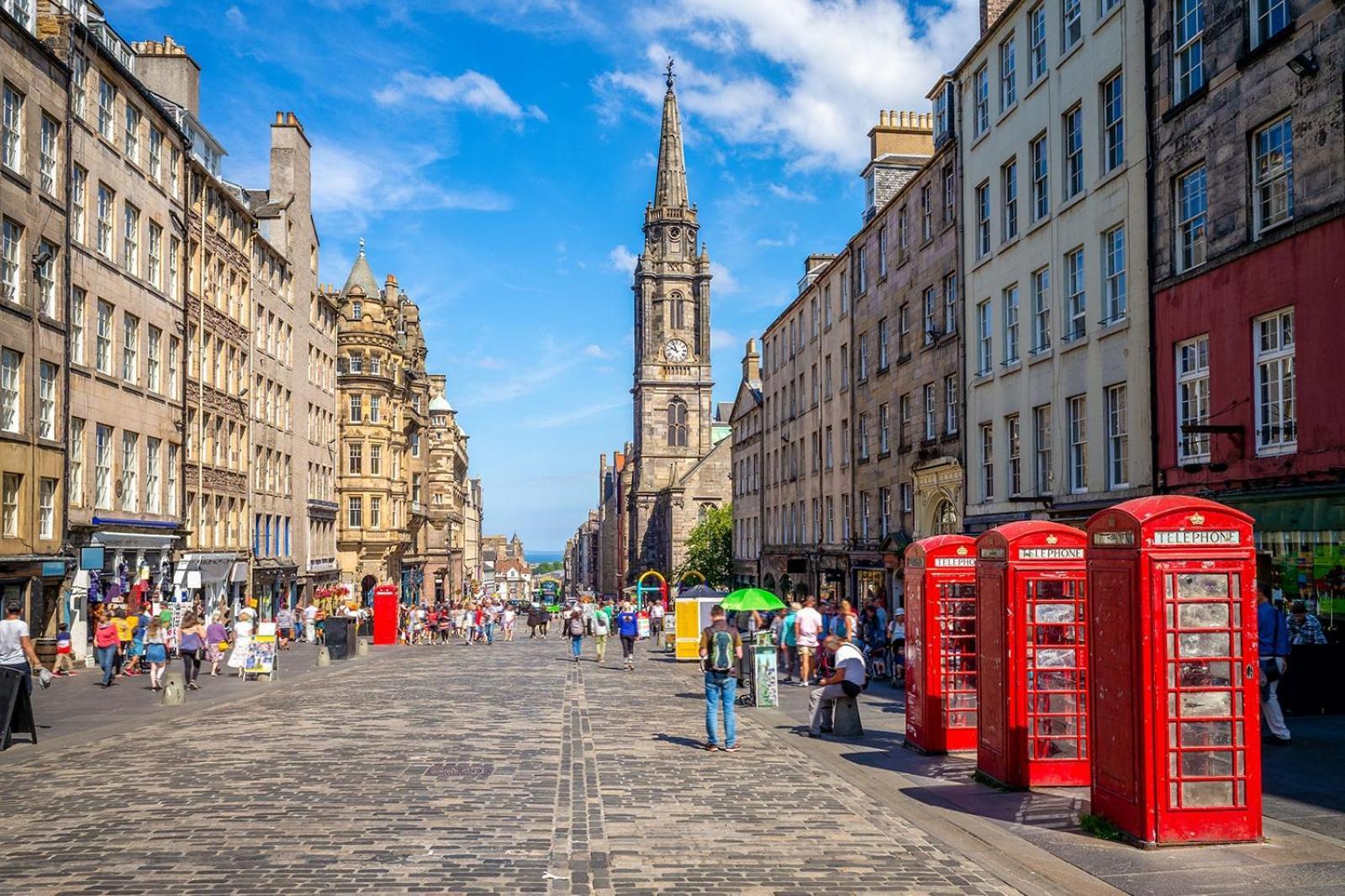 Festival Lets Lägenhet Edinburg Exteriör bild