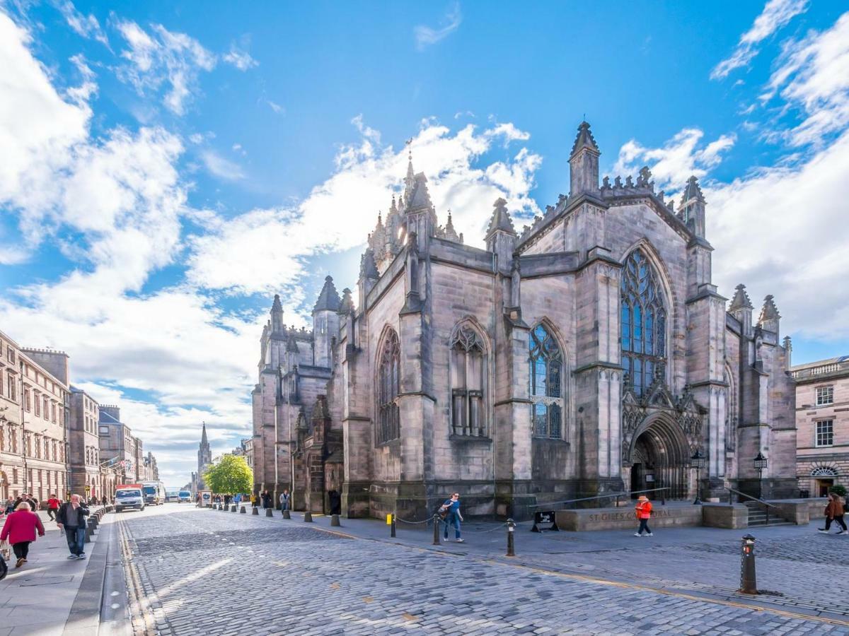 Festival Lets Lägenhet Edinburg Exteriör bild